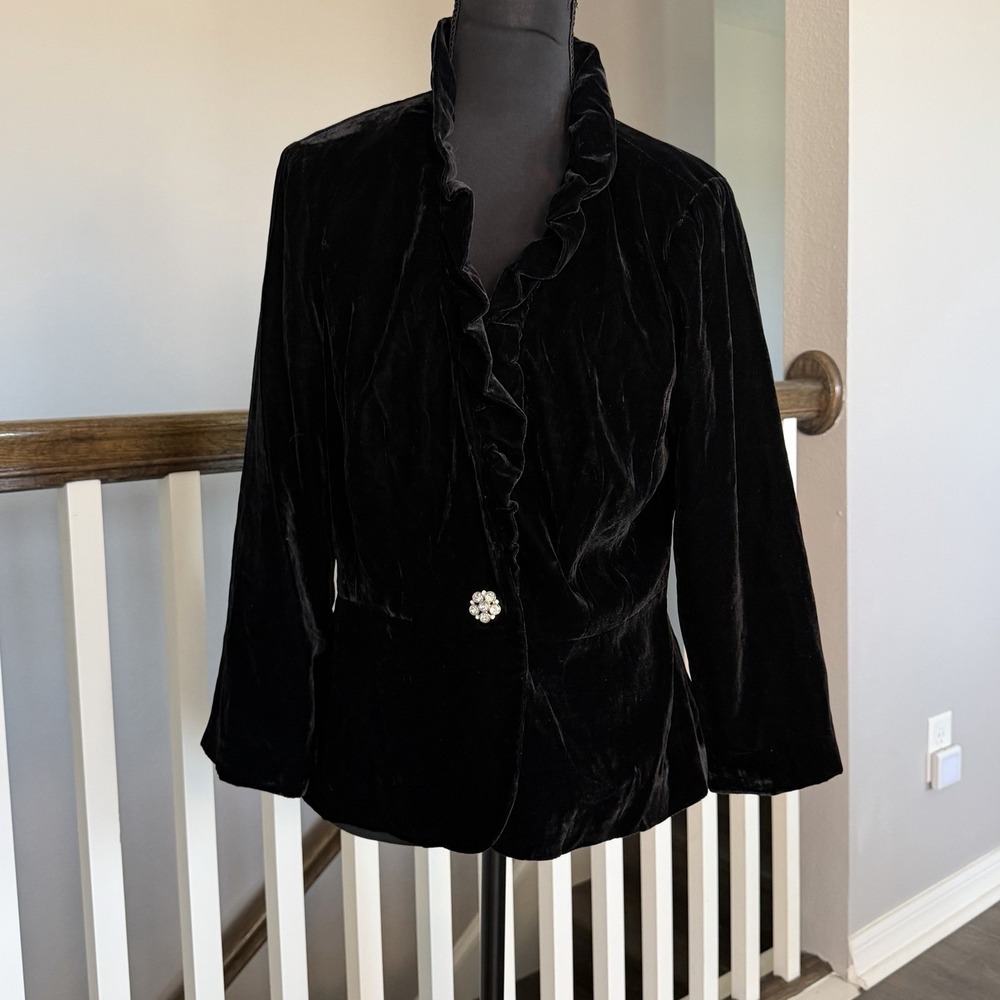 WD NY Plush Velvet Ruffle Rhinestone Button Blazer Velour Jacket 10 Black Whimsy